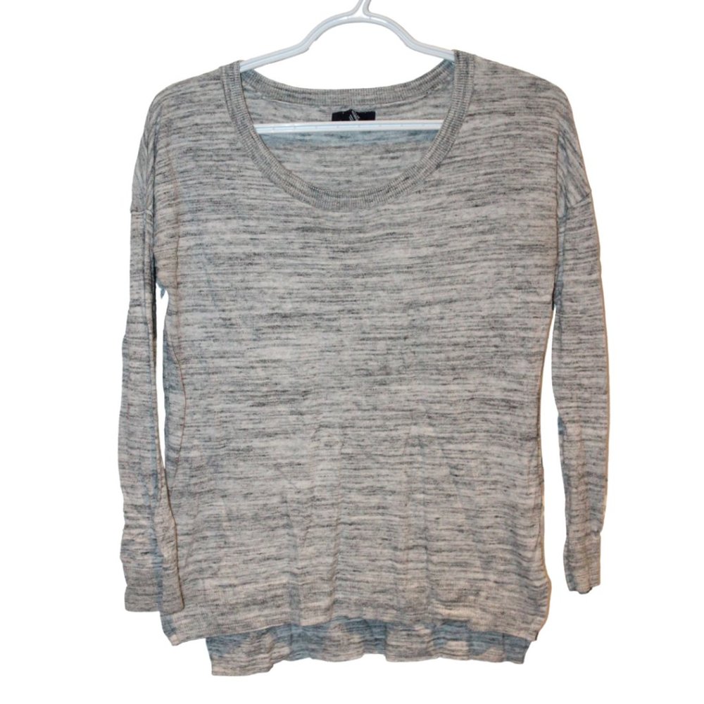 2/$20 🏷 Gap Heathered Grey Pullover Size XS